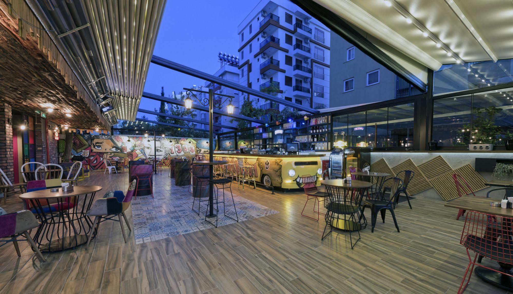 Voswos Garage Coffee Hotel Antalya Zewnętrze zdjęcie