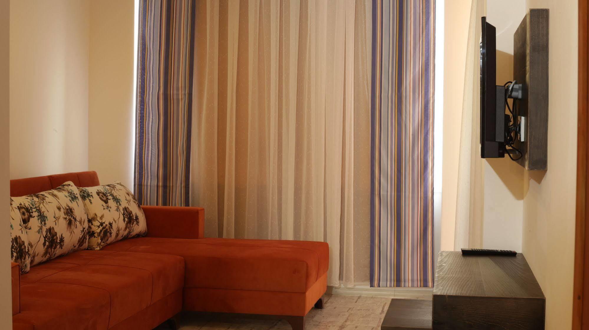 Voswos Garage Coffee Hotel Antalya Zewnętrze zdjęcie